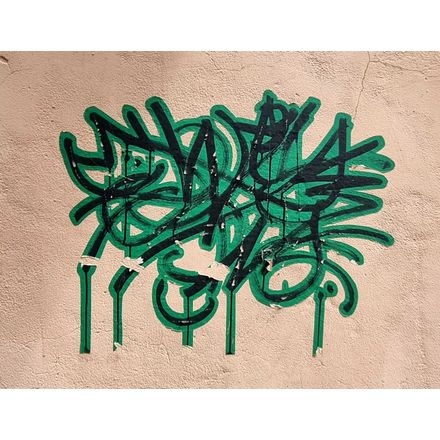  france-clermont-ferrand-graffiti