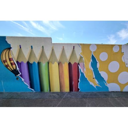  france-vallon-pont-d-arc-graffiti