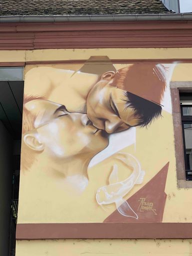 Amour france-strasbourg-graffiti