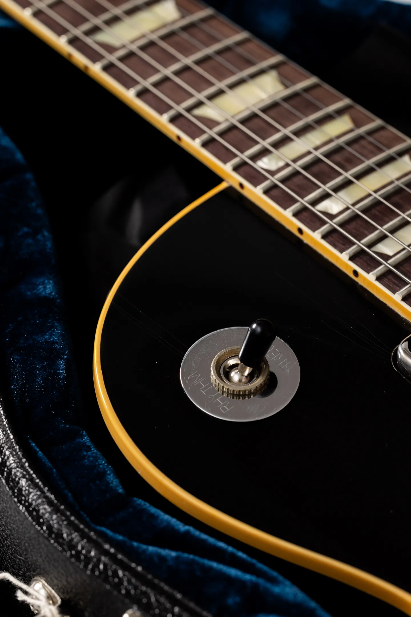 StringTree | #1 (of 25) Gibson Noel Gallagher Les Paul Standard Live ...