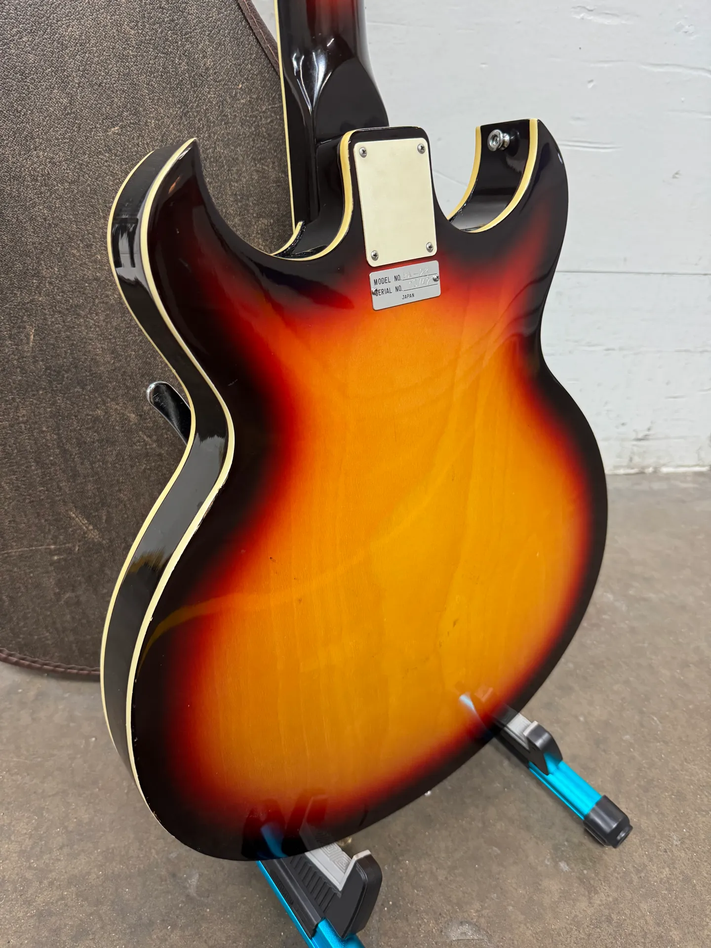 StringTree | 1967 Idol Marlin PA-23 Barney Kessel style Hollowbody