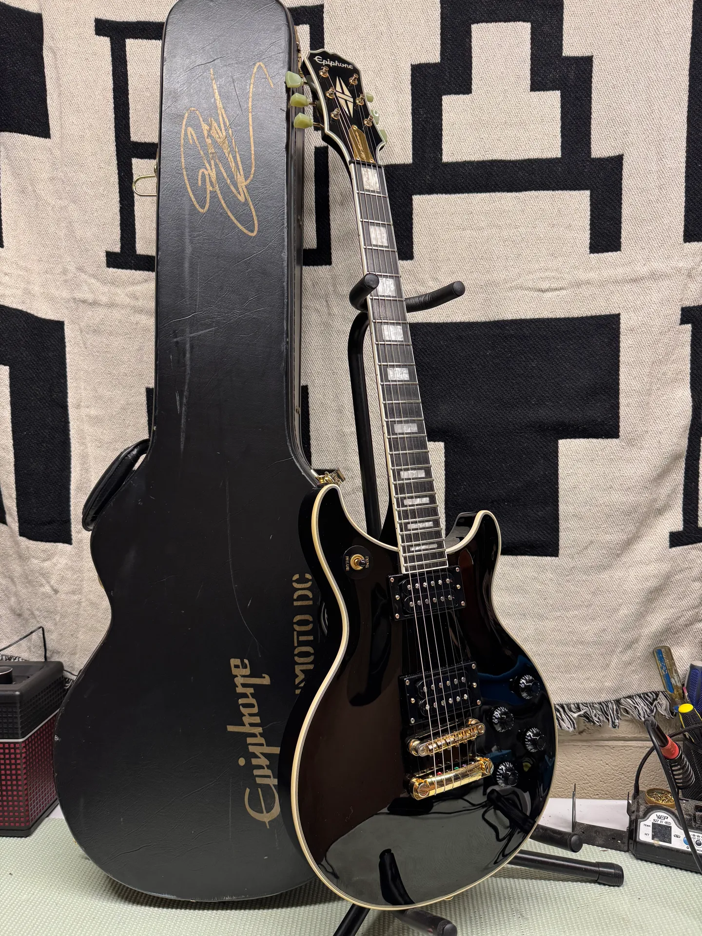 ギター Epiphone Tak Matsumoto Double Cuttaway StringTree | 2014 Epiphone Artist Tak Matsumoto DC Signature