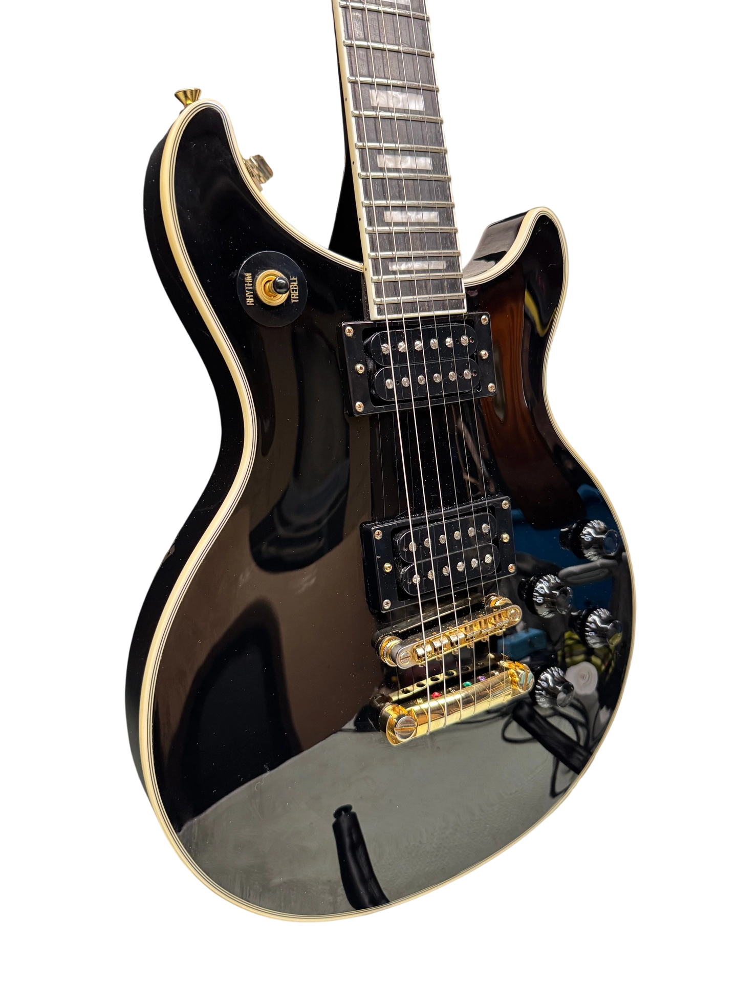 StringTree | 2014 Epiphone Artist Tak Matsumoto DC Signature