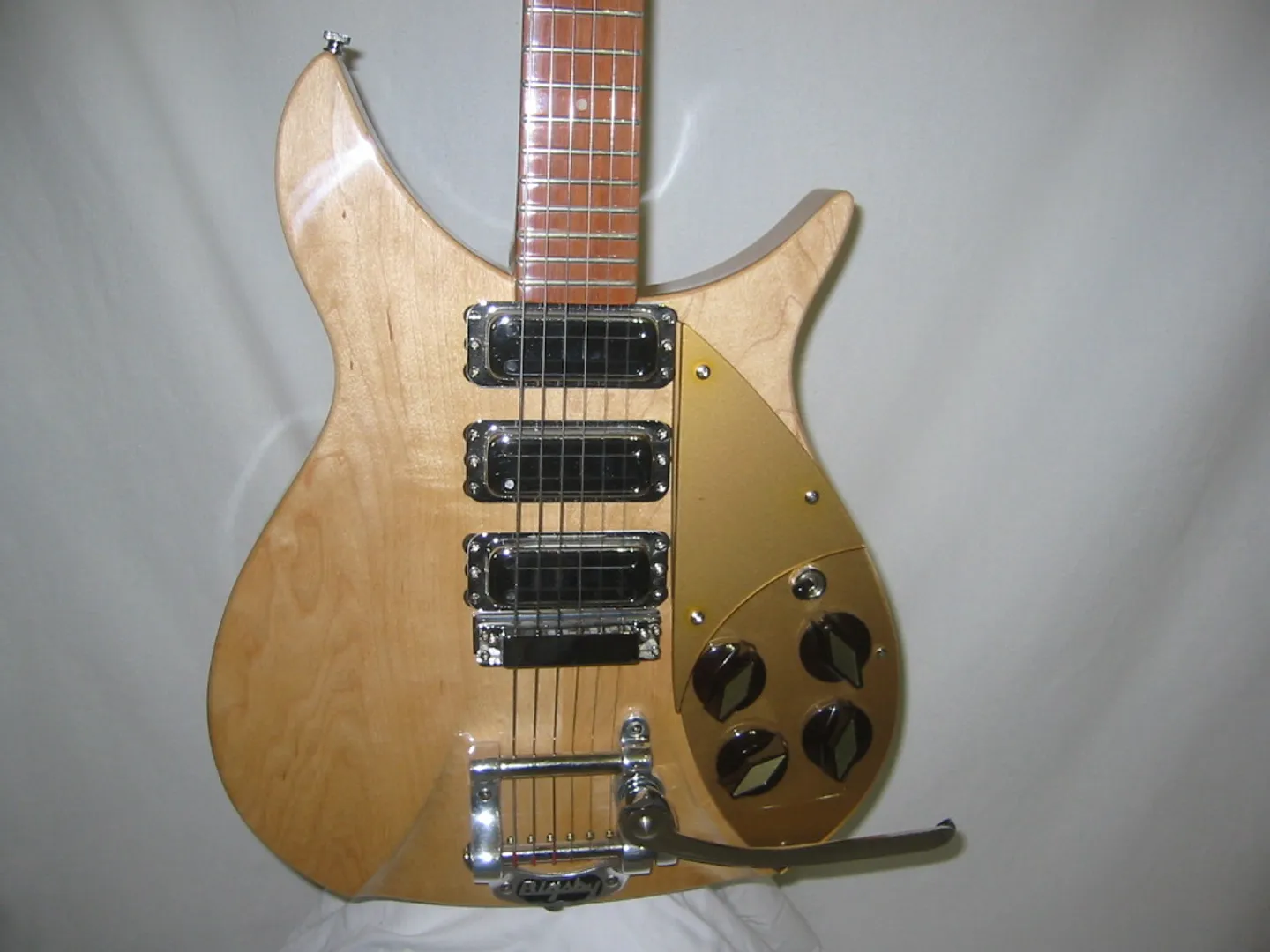StringTree | 1996 Rickenbacker 325V59 Capri | @andrew