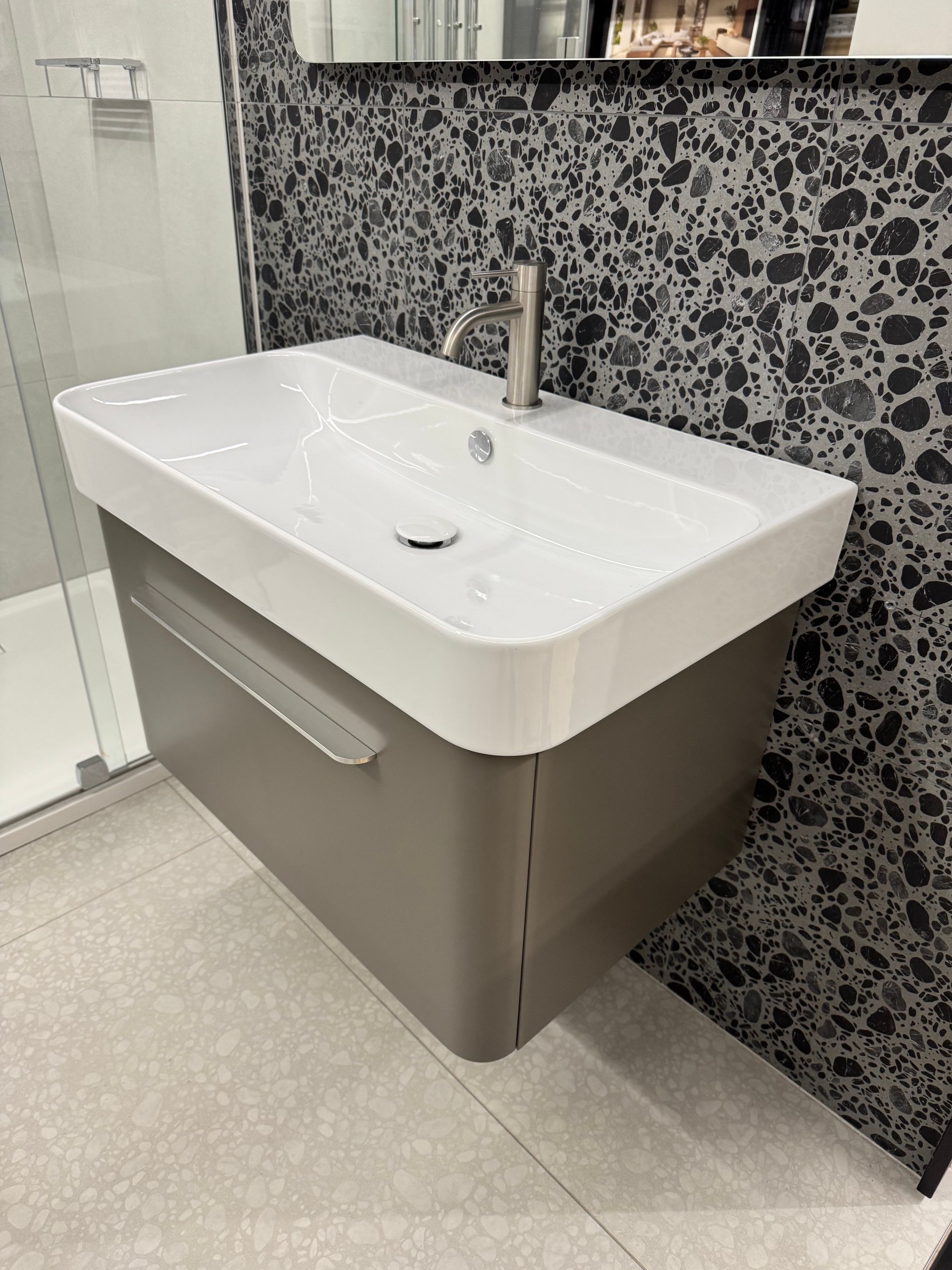 Set umyvadla se skříňkou 80x50 — náhled 2
