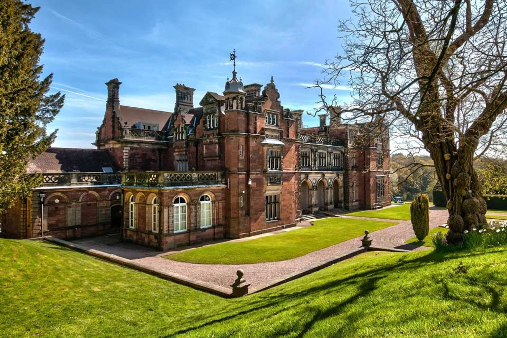 Keele University est une université britannique bien classée située dans la campagne anglaise.