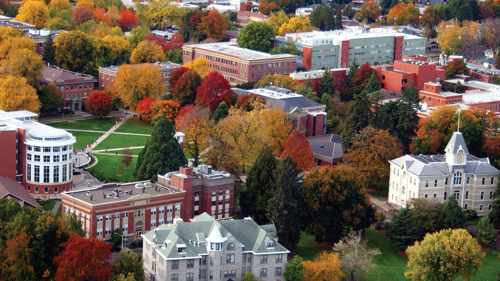 Oregon State University est accréditée AACSB est une université américaine très bien classée.