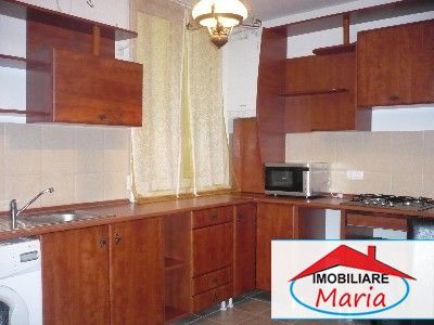 Apartament cu 2 camere zona centrala de inchiriat 