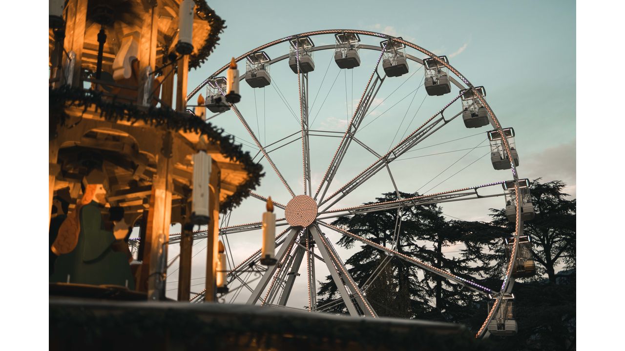 Santa Claus\' Enchanted Village - Piazza Dante