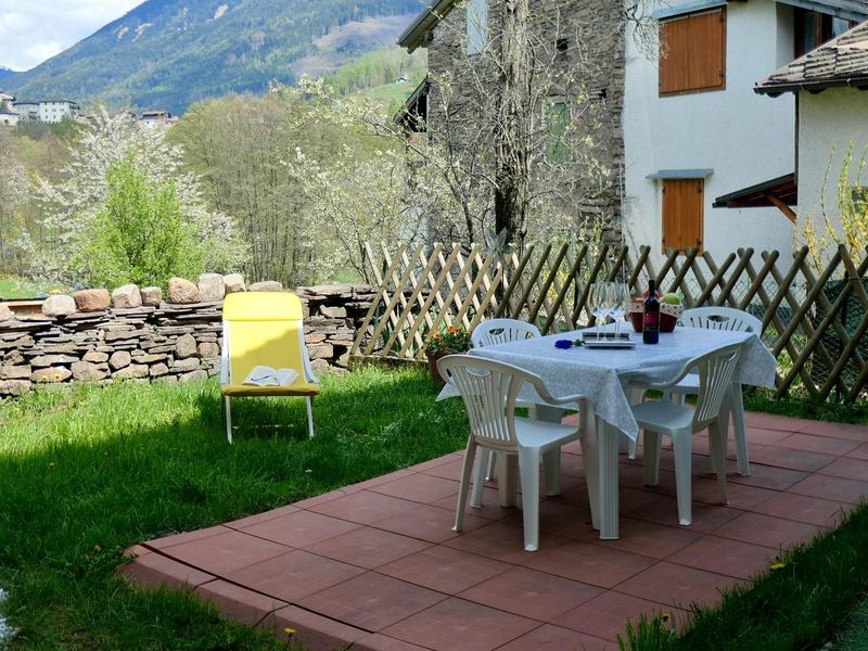 AE78CA62-FAA6-47AA-B63A-588AEE01E2FC_1_201_a