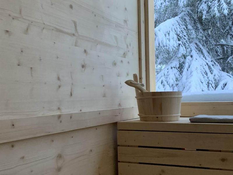 9B6C7A16-2611-4392-868B-18D78816D137