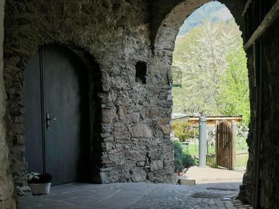 B1CBB632-F7B4-4BDC-81C7-4BA08287E938_1_201_a