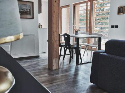 408D2BE3-574B-4EB8-8F61-755074152E41