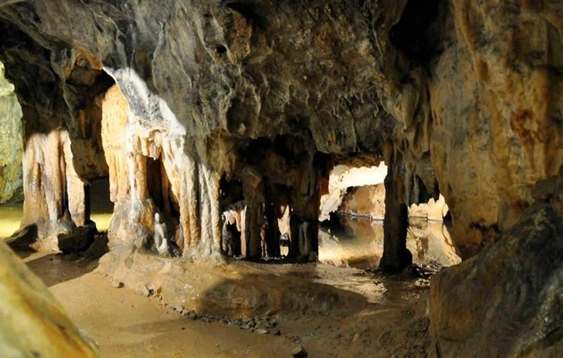 Grotta dei Dossi