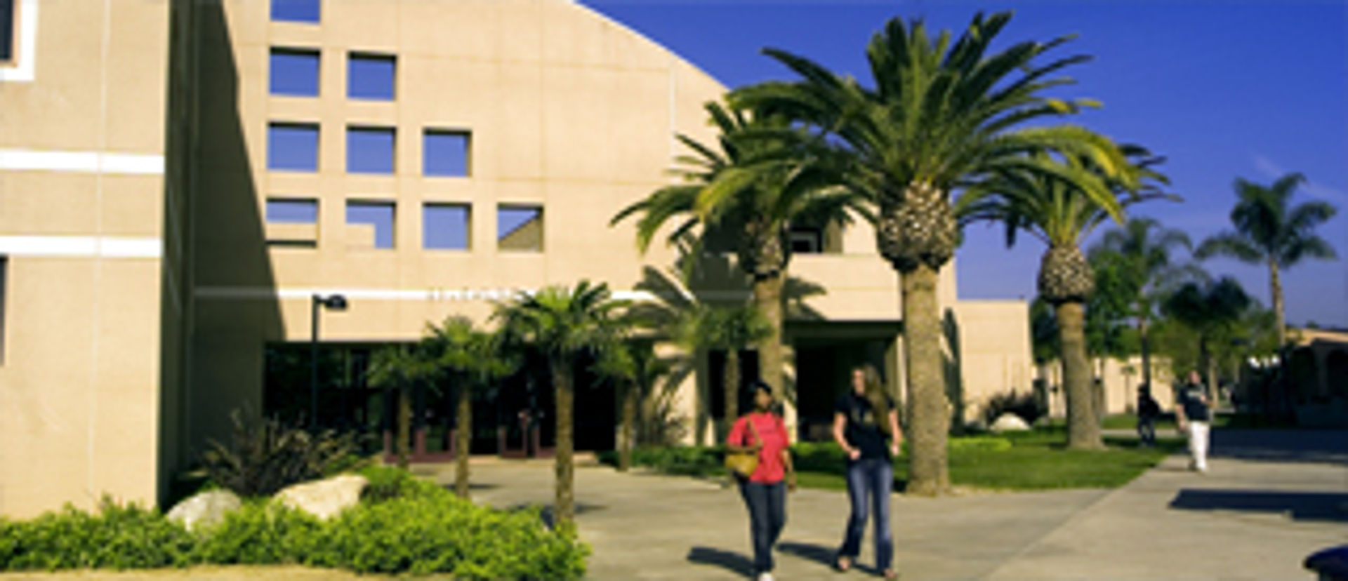 embassy_summer_usa_los_angeles_northridge.jpg
