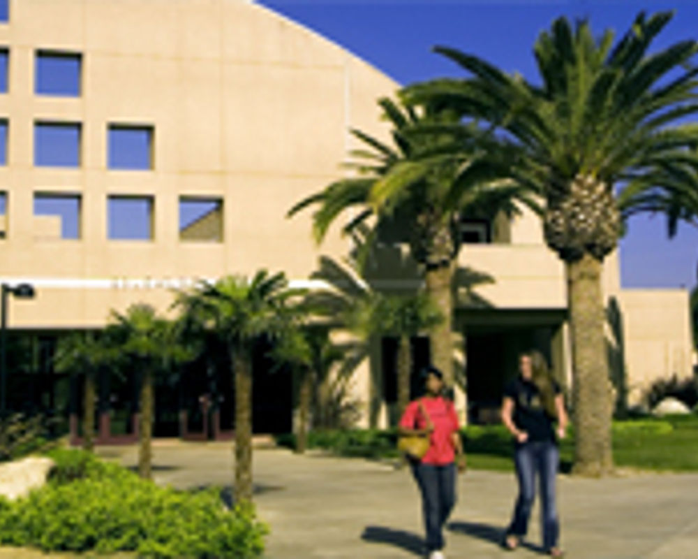 embassy_summer_usa_los_angeles_northridge.jpg