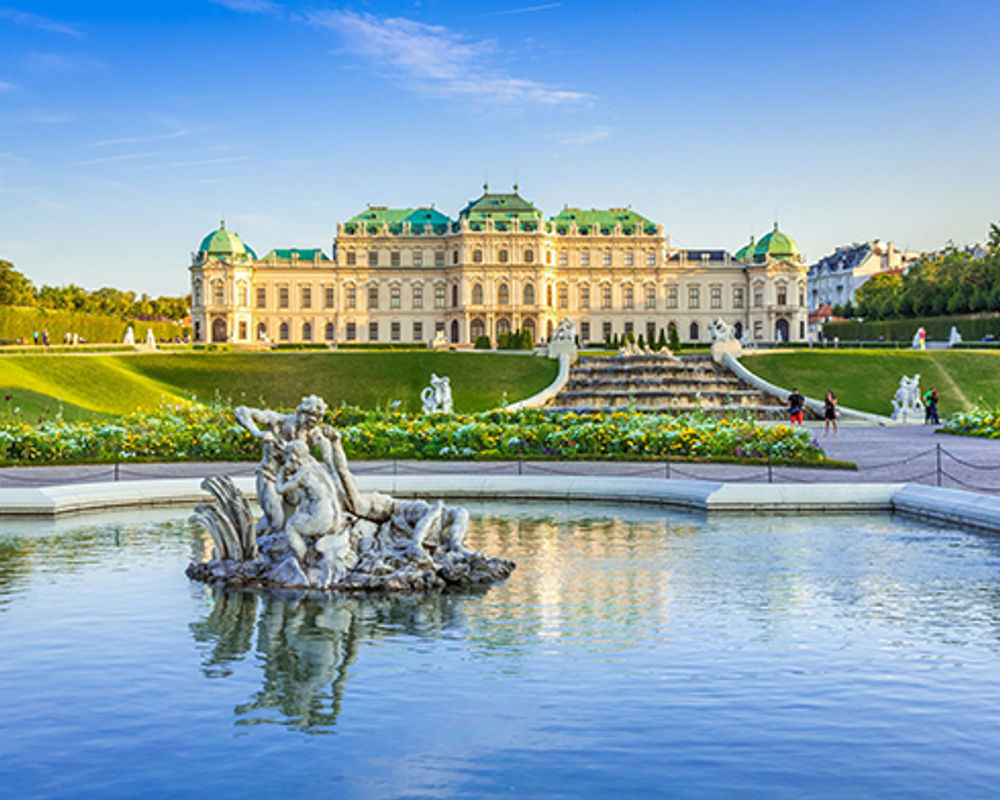 vacanza-studio-austria-vienna-zainetto-verde-collegio-theresianum-escurzione-schönbrunn-palace.jpg