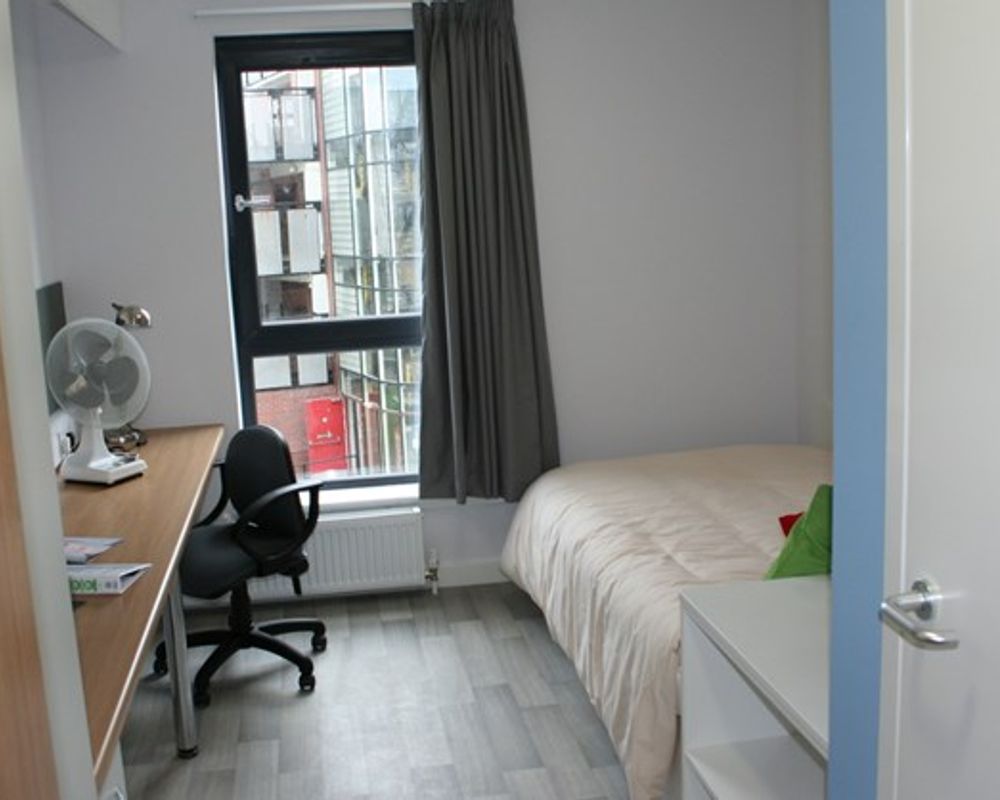 bedroom-1.jpg.jpg