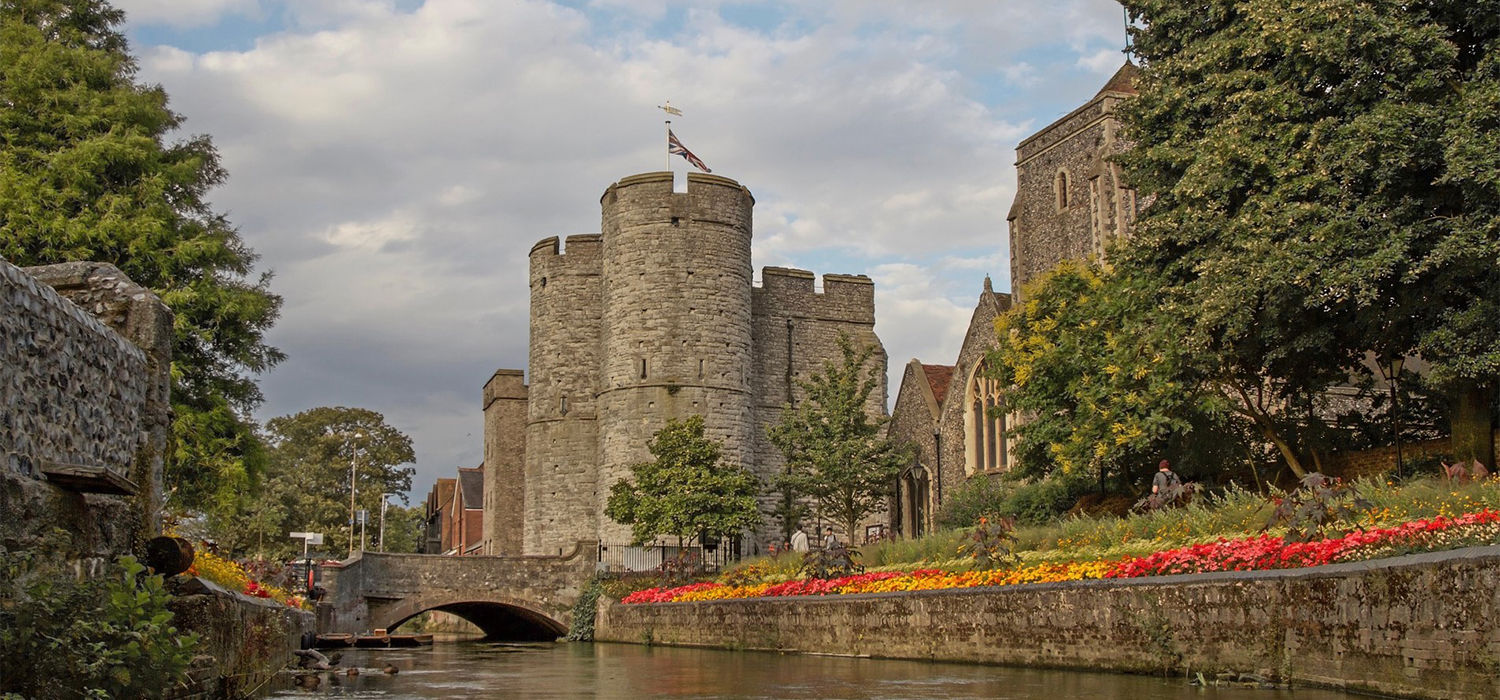 Vacanza di gruppo a Canterbury con Zainetto Verde alla University of Kent, dove avrete l'opportunità di studiare insieme a studenti come voi.