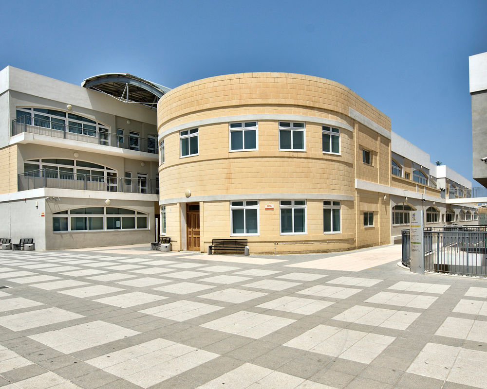 vacanza-studio-malta-easy-school-of-language-campus.jpg