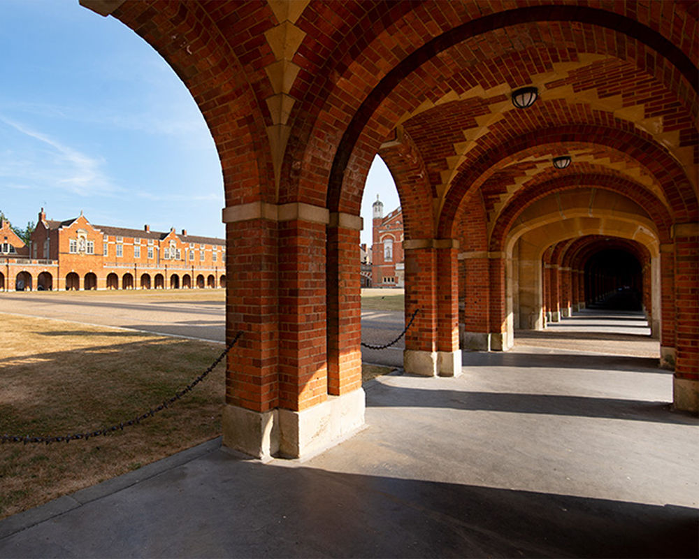 vacanza-studio-horsham-christ's-hospital-archi.jpg