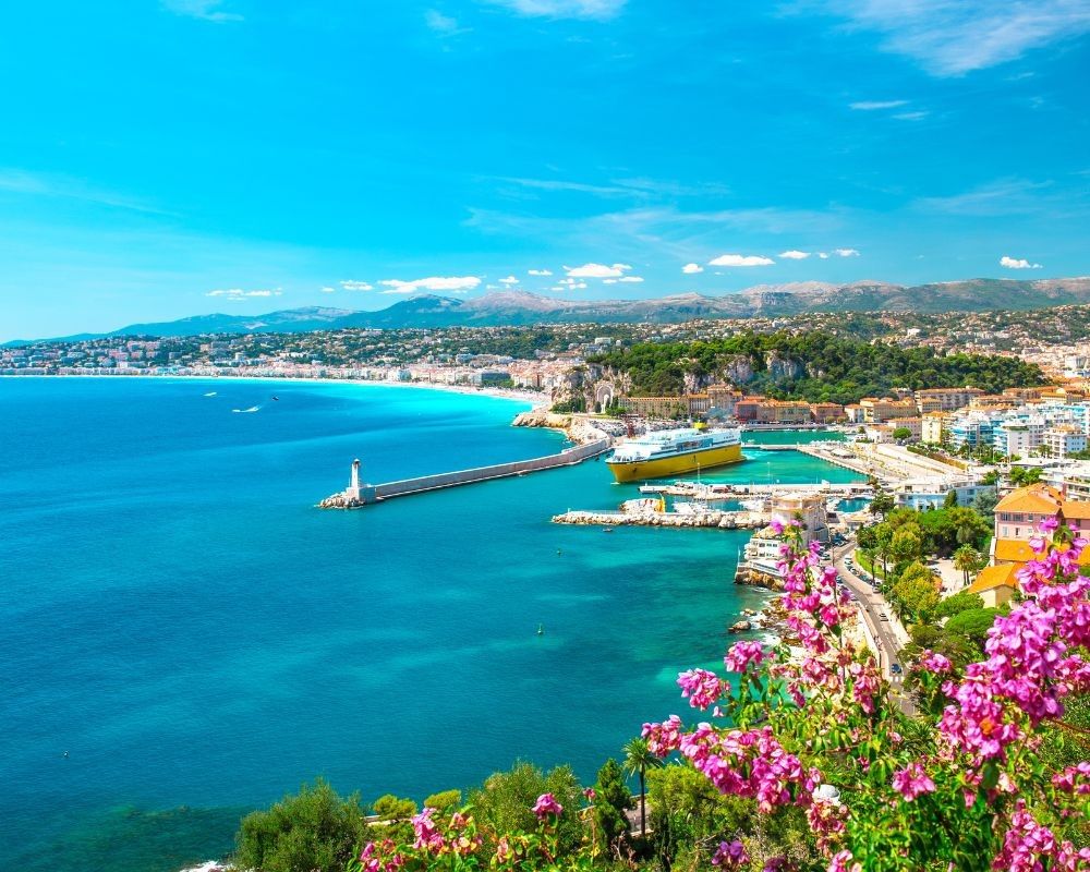 Veduta marittima del porto di Nizza