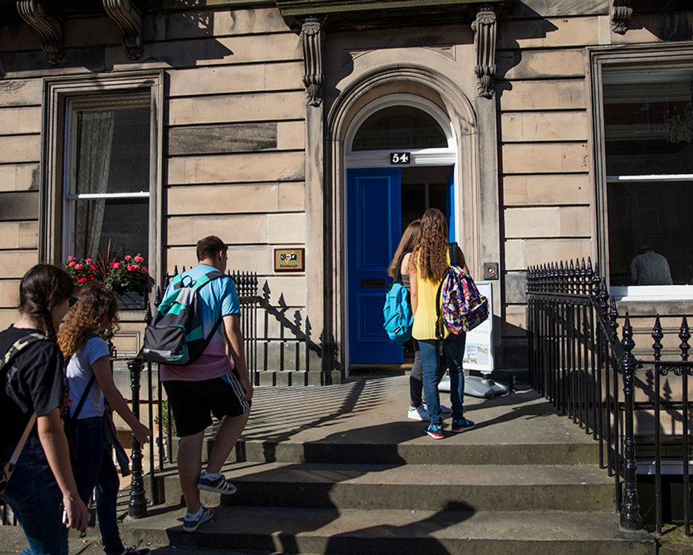 vacanza-studio-edimburgo-edinburgh-school-studenti.jpg