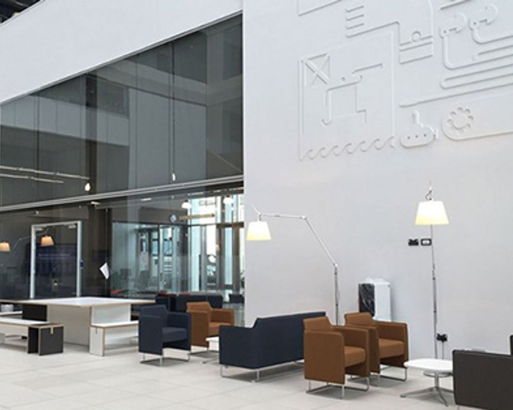 vacanza-studio-scozia-glasgow-zainetto-verde-city-of-glasgow-college-entrata-college.jpg