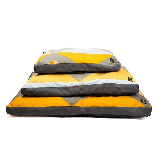 Skatrs Sunshine Snuggle Flat Bed for Dogs & Cats (Yellow)