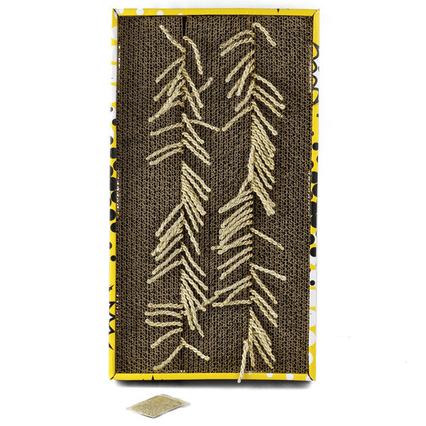 Barkbutler x Fofos Comic String Scratcher Toy for Cats