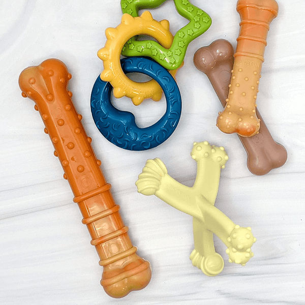 Nylabone Beef Broth ,Veggies and Bacon Flavored Power Chew Twin Bone Toy (Orange,Brown)