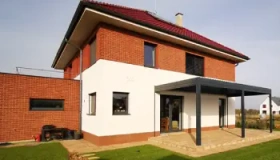 Svépomocí ŽIVĚ (108 dílů)