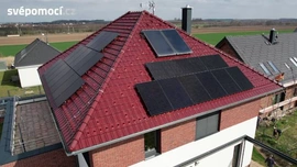 Fotovoltaická elektrárna na klíč, nebo svépomocí?
