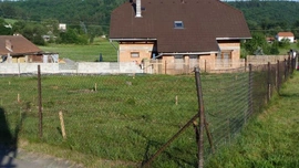Bagrování a betonování základových pasů