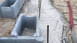 Ztracené bednění na pasech a jeho zalívání 26. 5. - 4. 6.