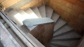 Betonové schodiště