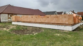 Založení stavby a zdění nosných zdí