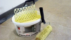 Správnou přípravu podkladu určuje savost materiálu
