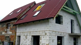 Jak jsme dělali střechu, komín a schody
