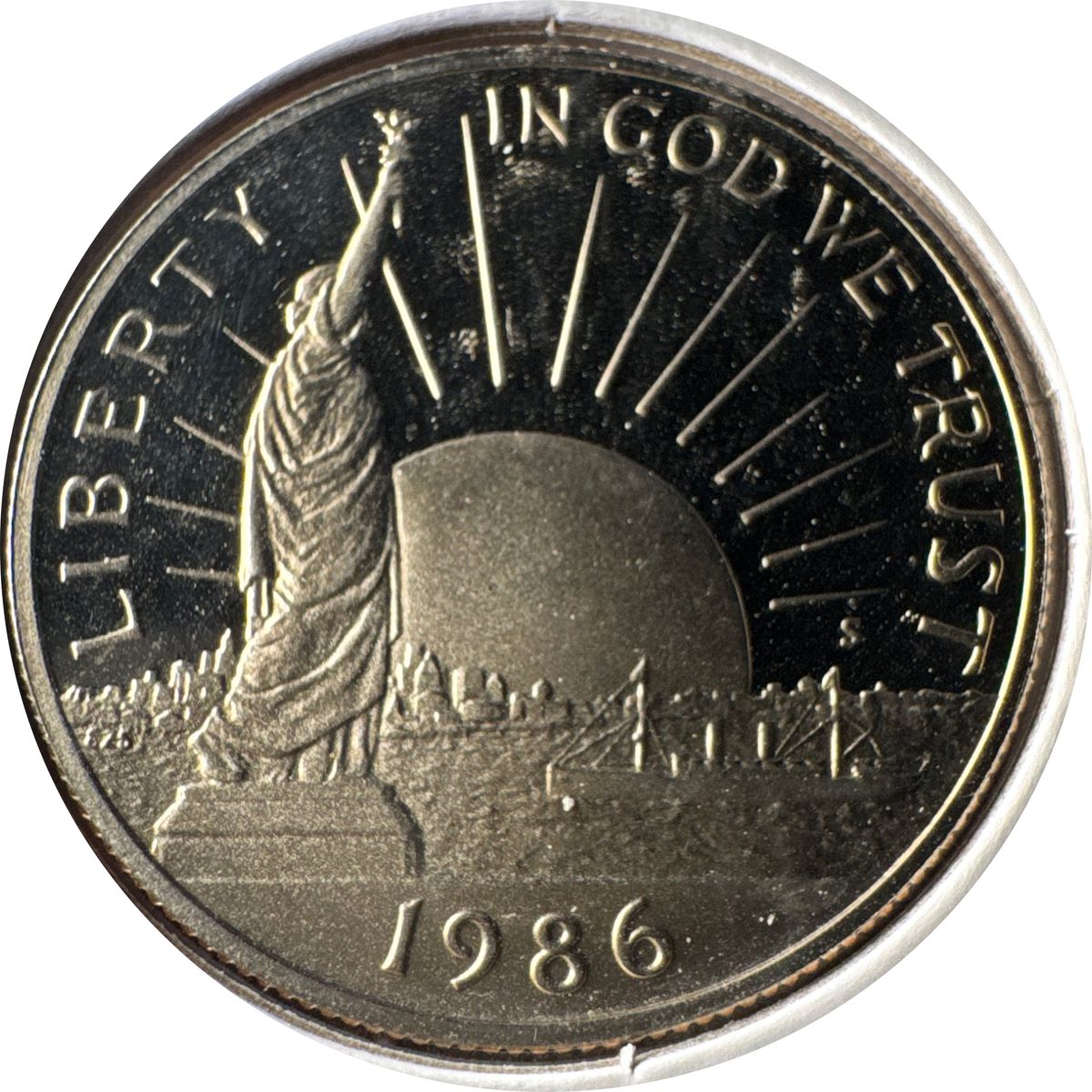1986 S Statue of Liberty Half Dollar Ungraded (front)