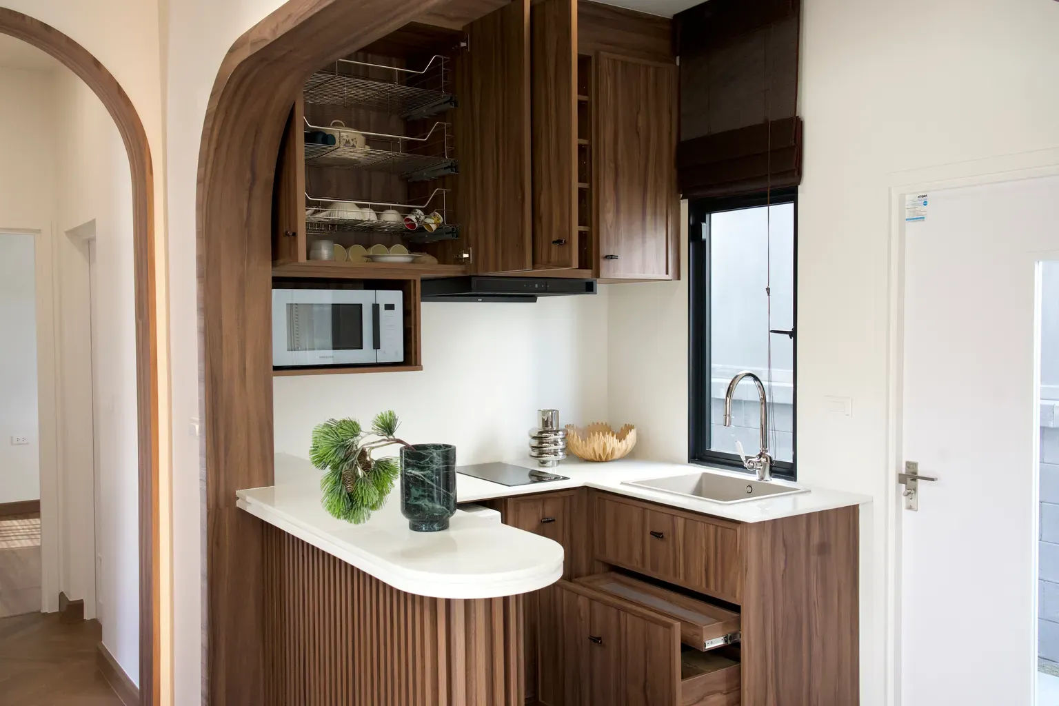 บริทาเนีย วงแหวน-ปิ่นเกล้า