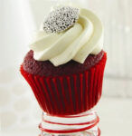 Red Velvet Cake Gift
