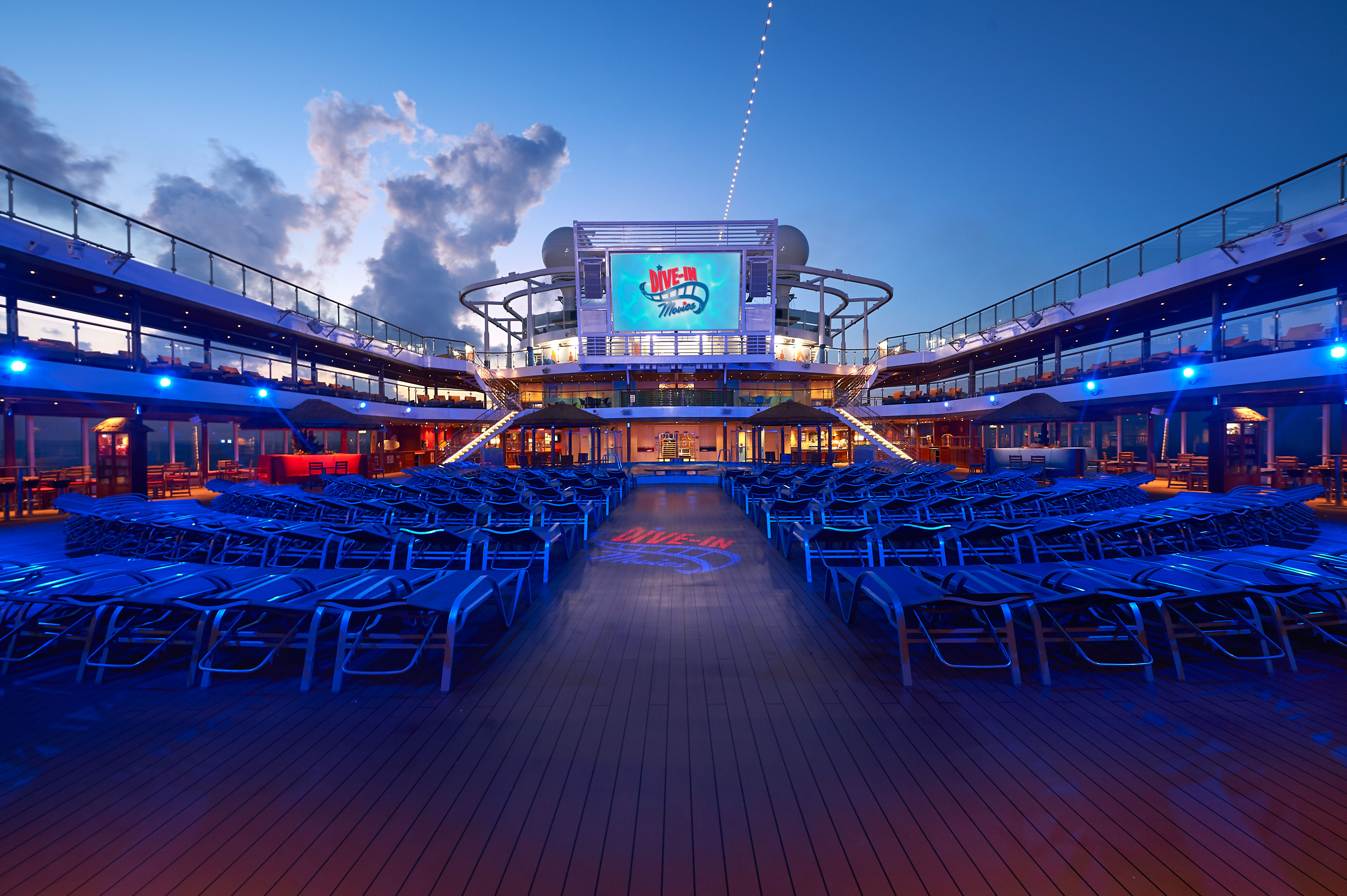 Carnival Panorama pool deck