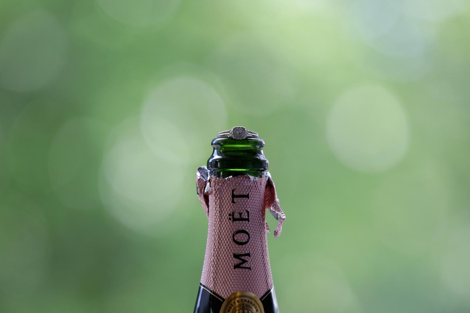 Moet