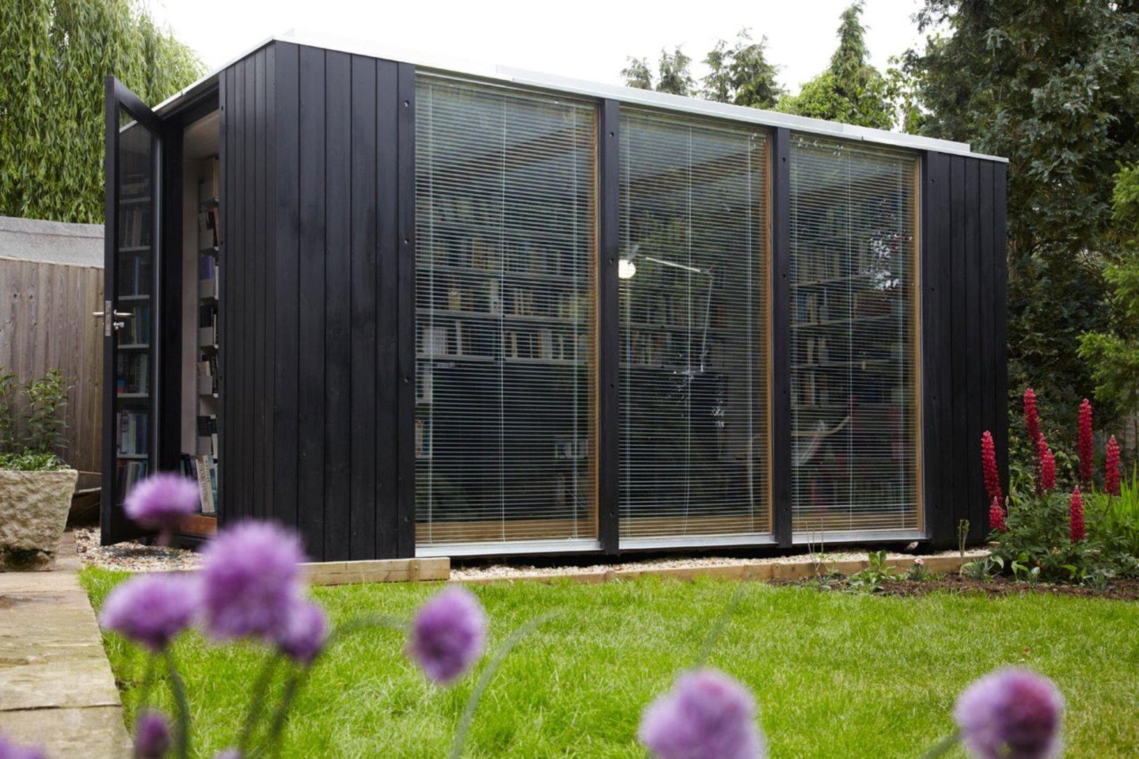 Black Garden Room - Why Black Is The New White For Garden Room Extensions Tidylife / Read about garden room extensions on oxmag.co.uk.