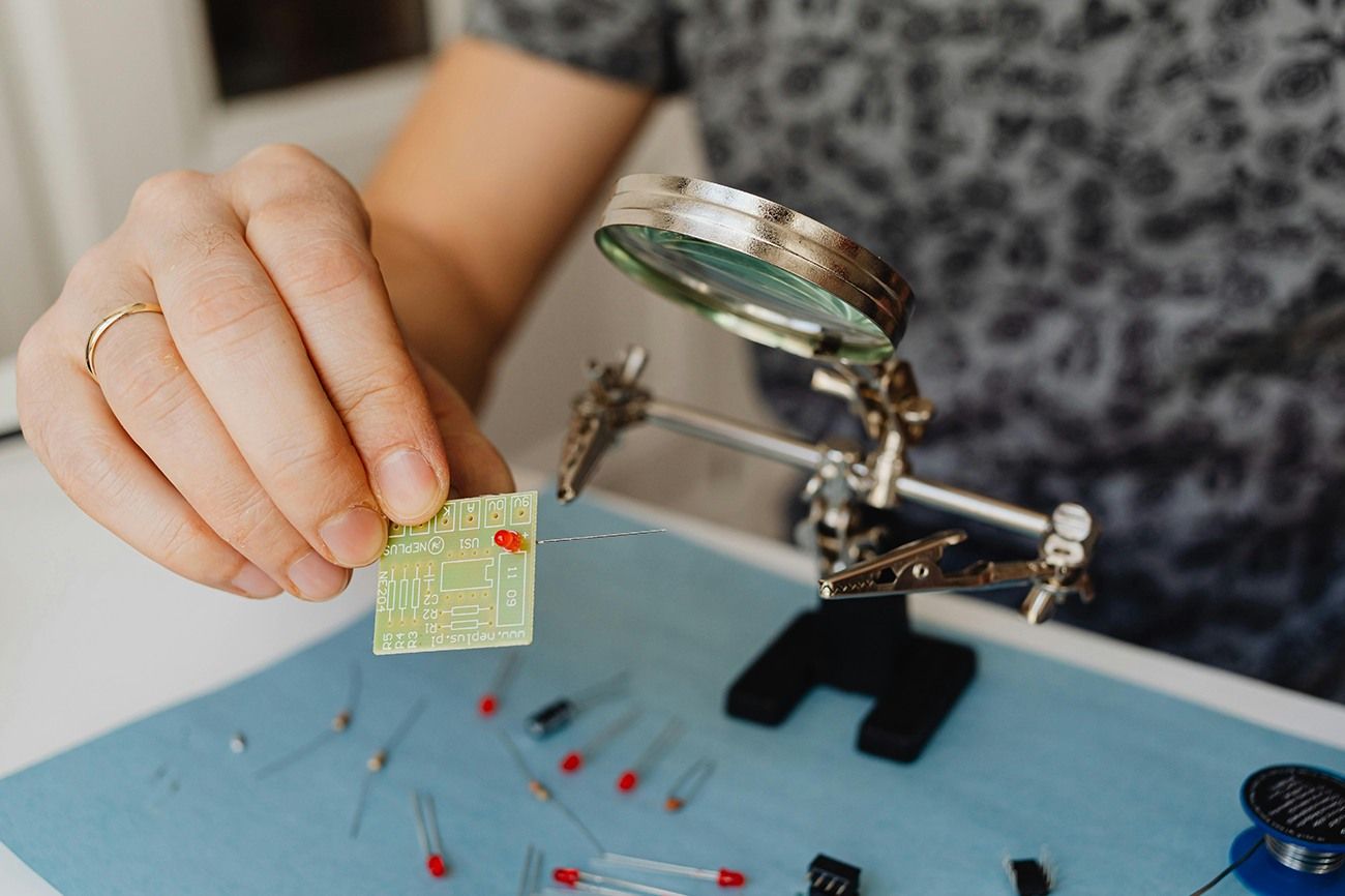 $51/hr Jobs For Circuit Board Assembly: Entry-Level | Both Gender |
