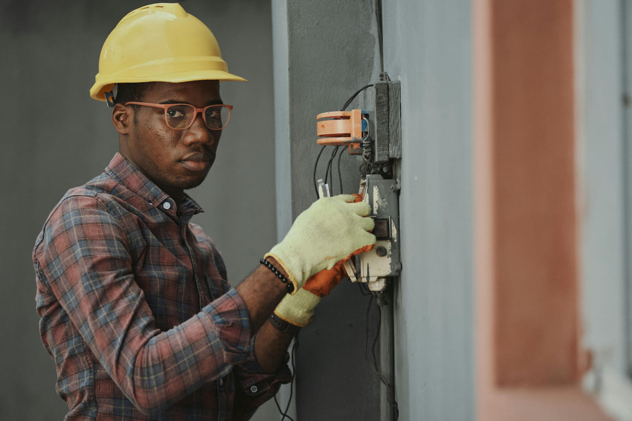 Hiring Electricians: $51/HR | No Experience Required | Training Included
