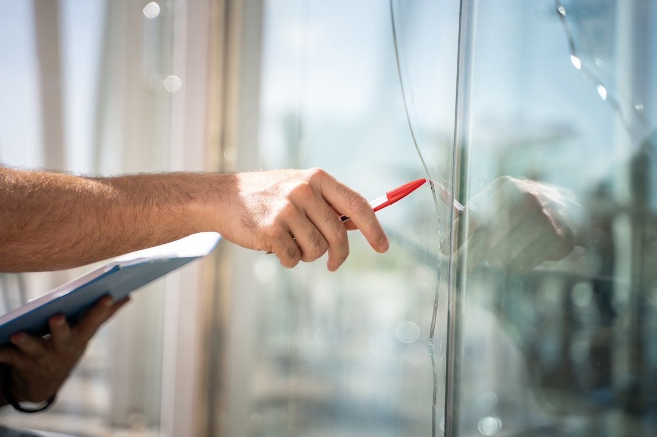 8 Shocking Signs Your Home Needs Window Replacement Now