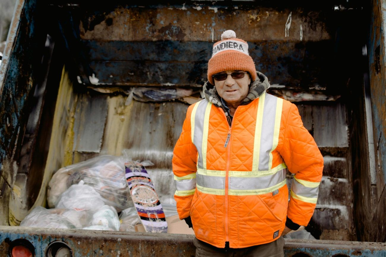 Earn $43/HR with Garbage Removal Jobs | No Experience Needed!