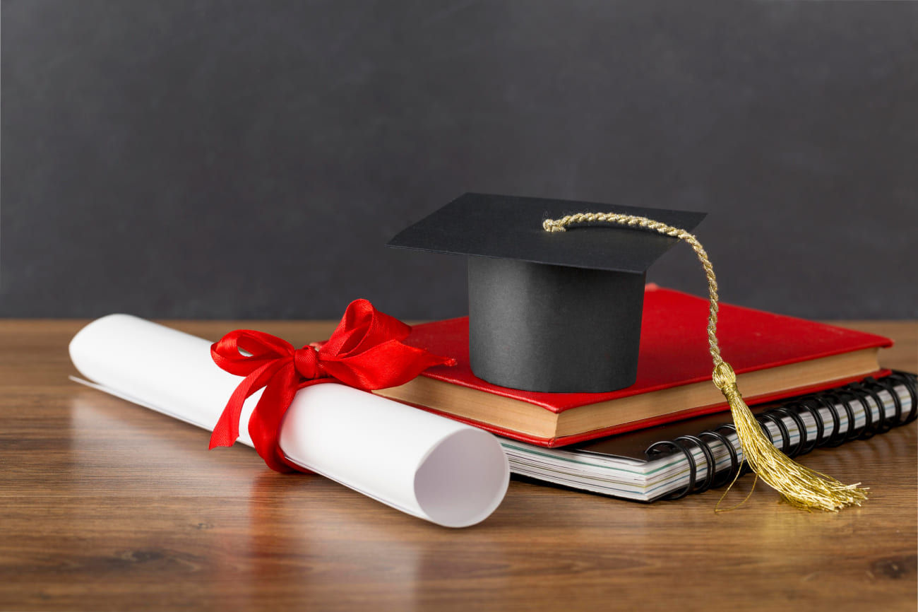 5 National Scholarships Every Veteran Should Consider